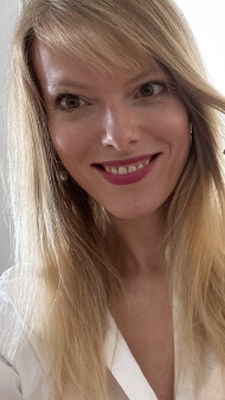 GoMeet girl profile 8